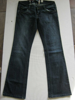 Olny Jeans Dames, Size 33/ lengte 34