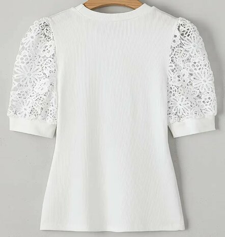 Kanten Top / Tshirt Beige