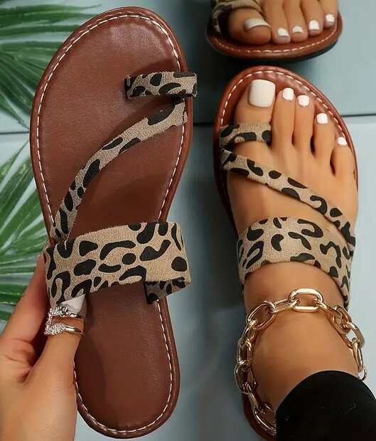 Teenslippers Dames met Panterprint, maat 39