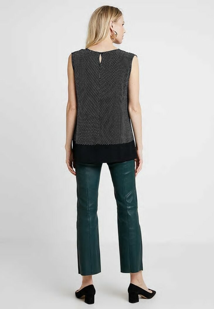 BLUE SEVEN Top Zwart / Witte stippen