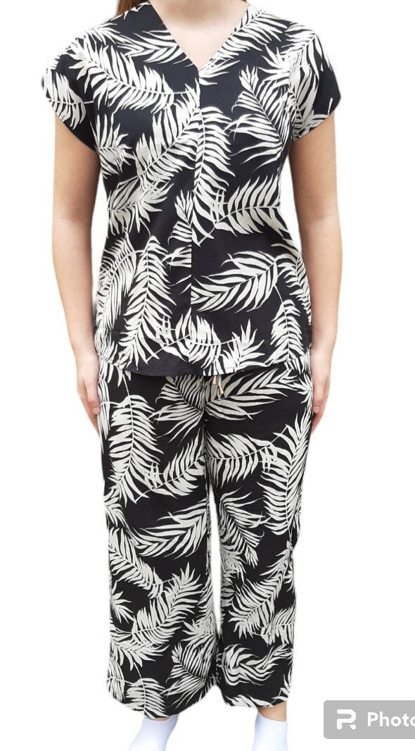 BLUE SEVEN Bloemen broek Zwart/Beige