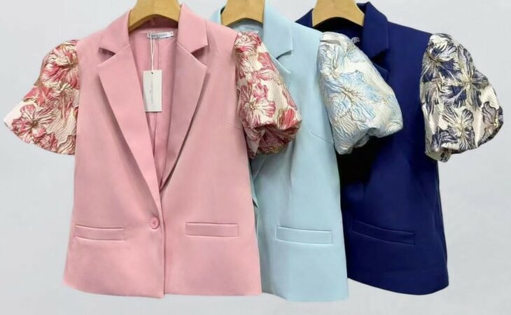 Colbert met Bloemen, OUD ROZE