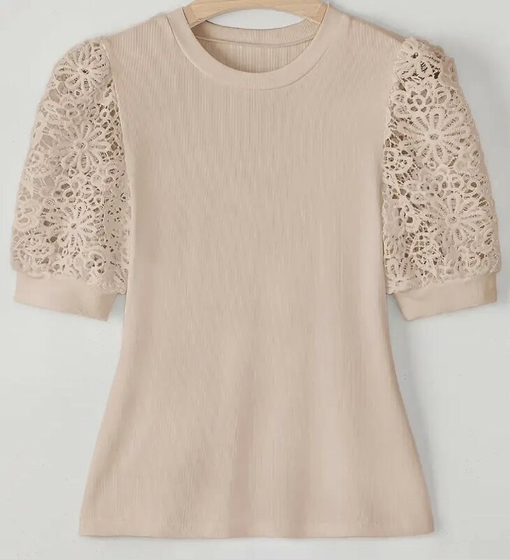 Kanten Top / Tshirt Beige