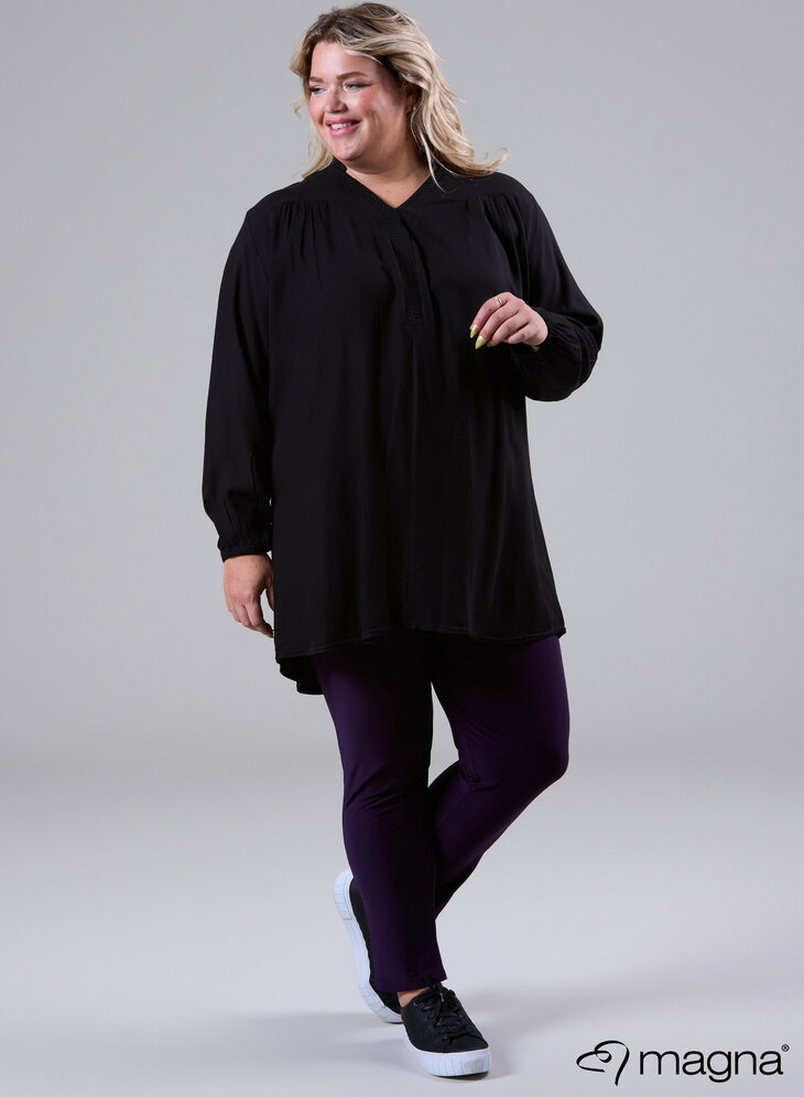 MAGNA Lang Viscose Trim Blouse Zwart